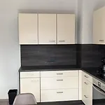 Apartment Smoke Free Small With Garden View *