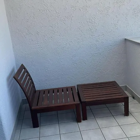 Apartment Smoke Free Small With Garden View Leimen (Baden)